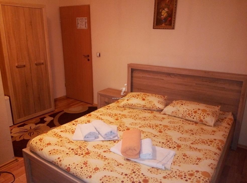 Mon Cheri Drobeta Turnu Severin Bagian luar foto
